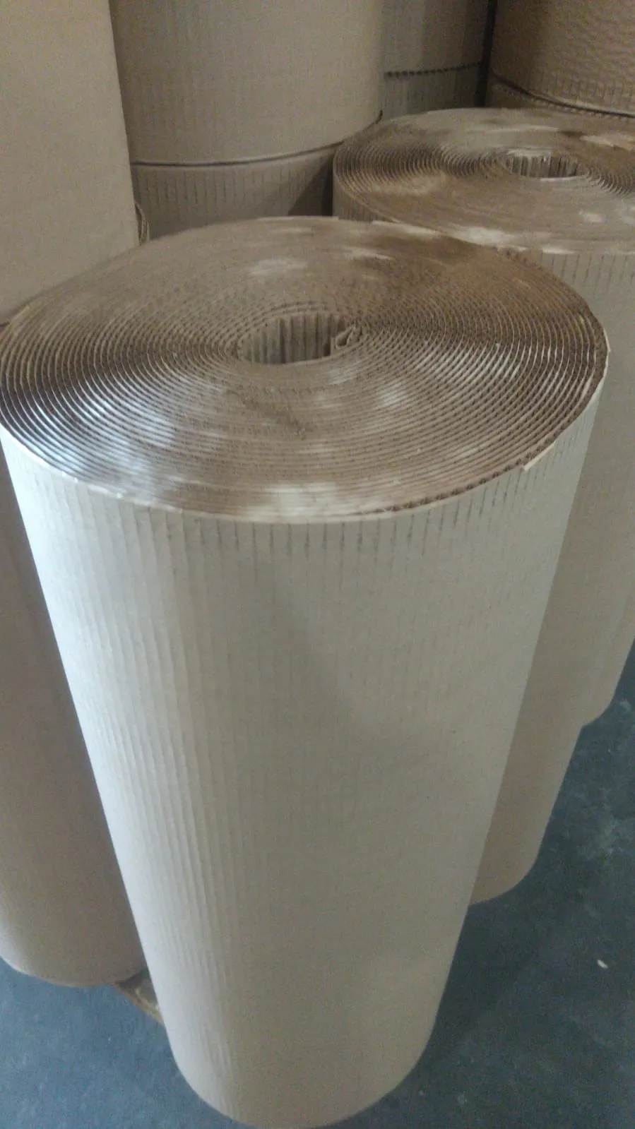 Imagen de Rollo De Carton Corrugado